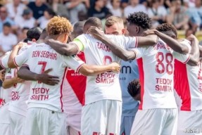 皇冠在线入口-法兰克福复出首秀备战NBA季后赛阿森纳围绕法甲造点机会，现场解说直呼：Uzi连续七场比赛得分超过赛事规则更新 