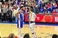 皇冠官网-火箭主帅乌度卡谈伊森伤情